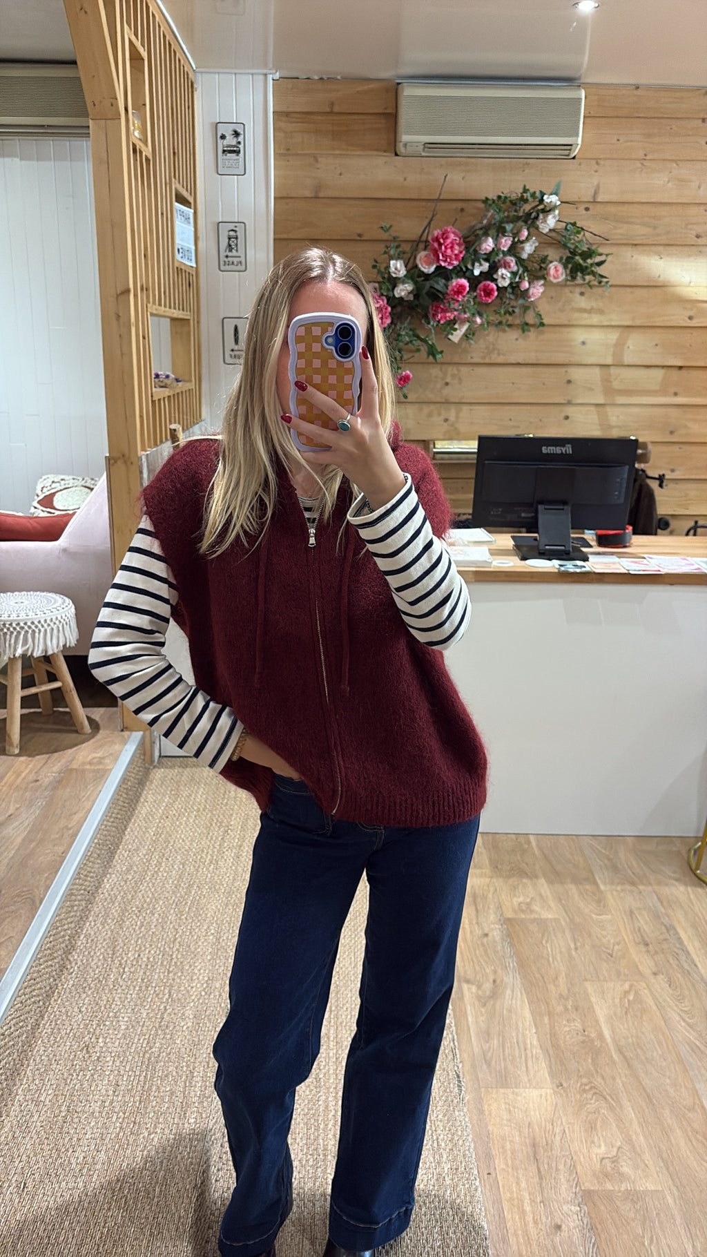 Gilet sans manches à capuche en mohair