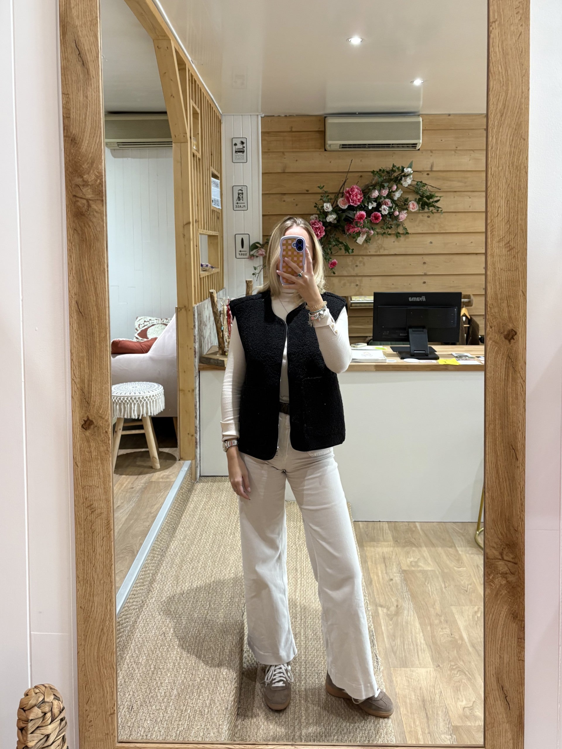 Gilet sans manches moumoute